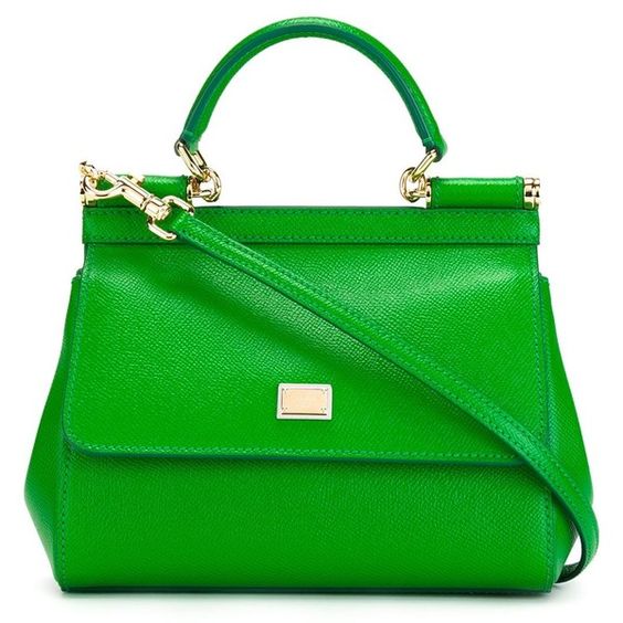 How to Wear Greenery Color of the Year