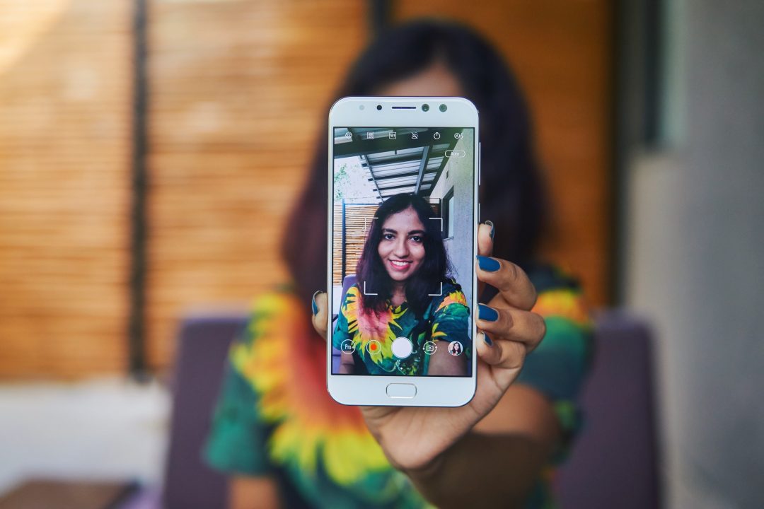 Take Amazing Selfies with the ASUS Zenfone 4 Selfie Pro