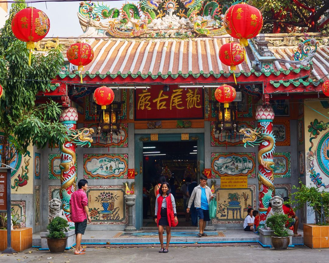 Bangkok Fashion Lookbook | Yaowarat | Bangkok Chinatown | Leng Bui ai Shrine