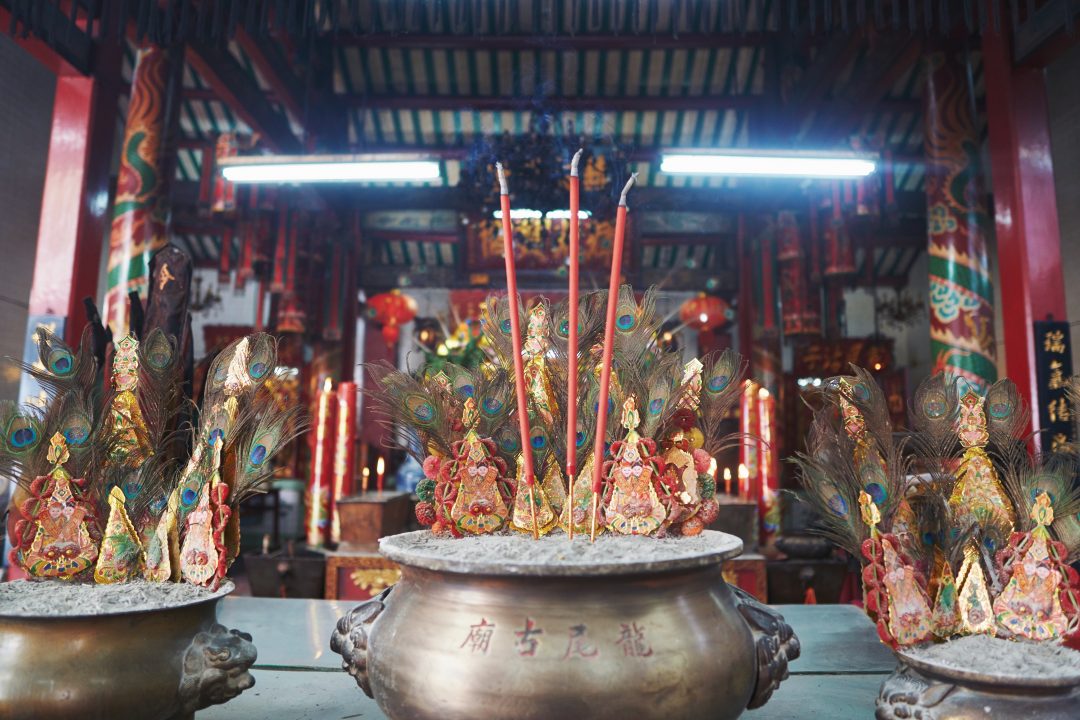 leng buai ia shrine bangkok