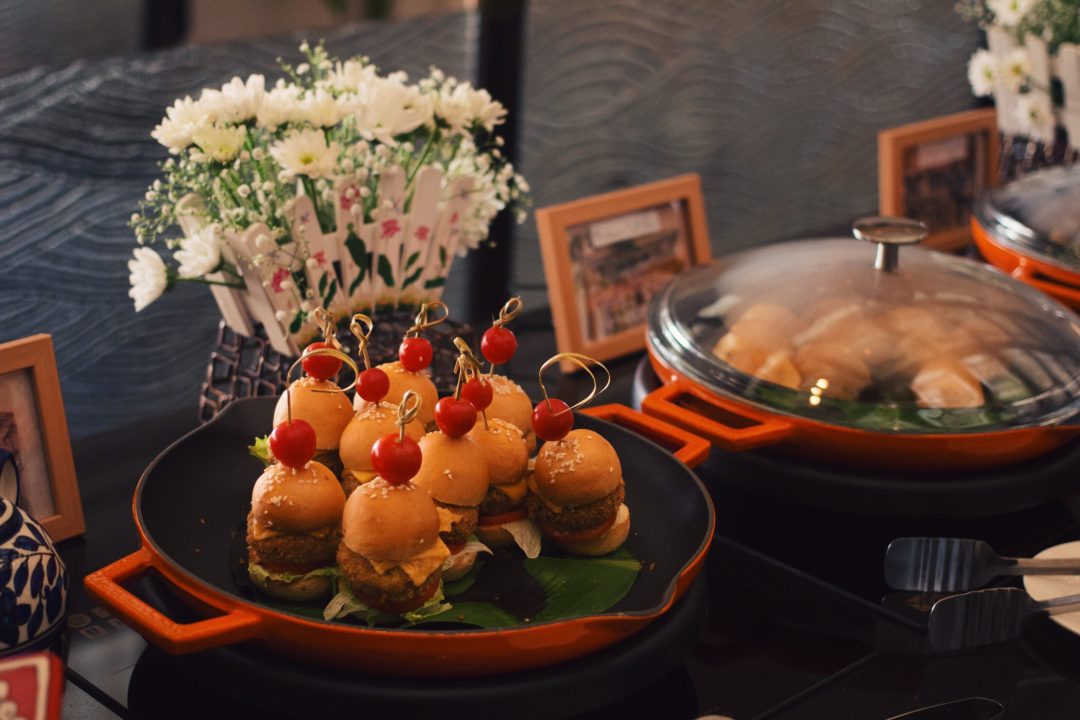 Bandra Hi Tea at Taj Lands End