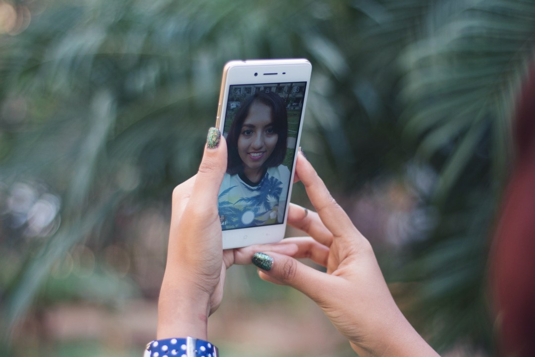 OPPO X1 Selfie Expert